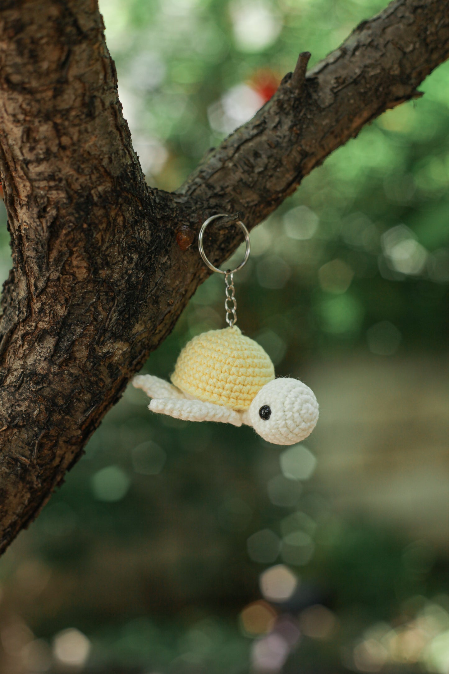 Turtle Crochet Keychain Miniature amigurumi figurine for office desk decor, fidget sensory toy, unique gift for car dashboard . kawaii pocket  hug