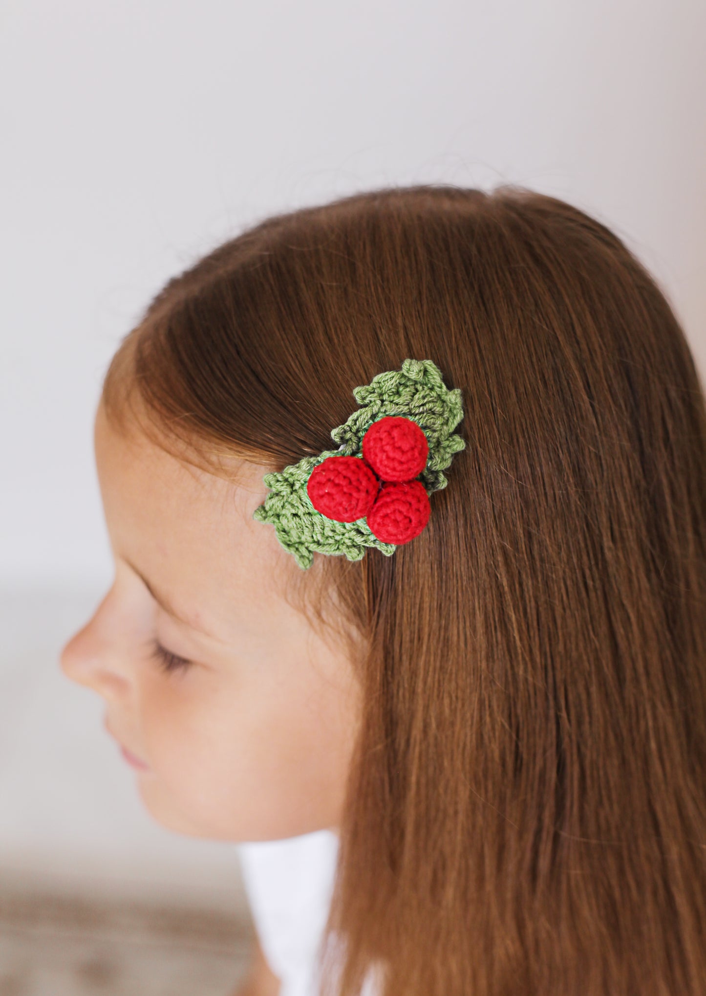 Christmas Crochet Trim Snap Hair Clips, Hair barrettes for kids