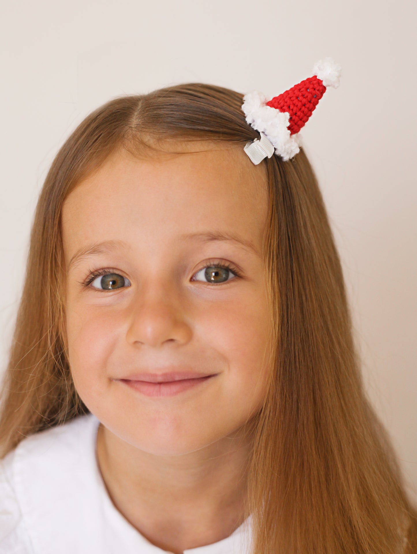 Christmas Crochet Trim Snap Hair Clips, Hair barrettes for kids