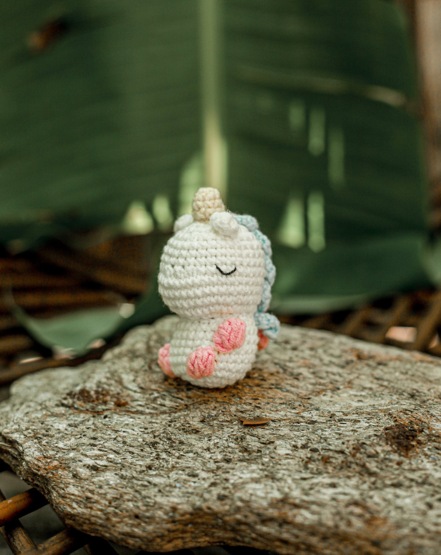 Unicorn Crochet  Keychain Miniature amigurumi figurine for office desk decor, fidget sensory toy, unique gift for car dashboard . kawaii pocket  hug