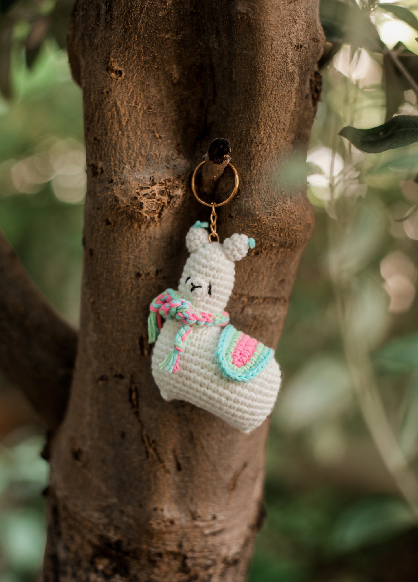 Ilama crochet Keychain Miniature amigurumi figurine for office desk decor, fidget sensory toy, unique gift for car dashboard . kawaii pocket  hug