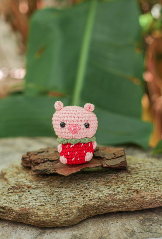 Ladybug Crochet Keychain Miniature amigurumi figurine for office desk decor, fidget sensory toy, unique gift for car dashboard . kawaii pocket  hug