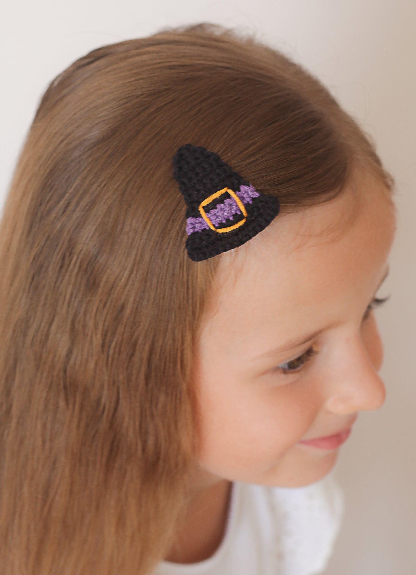 Trendy Girls' Gifts : Crochet Hair Clips . Barrettes for Teens, Granddaughters, Newborn Girl Outfits, with Embroidery Designs