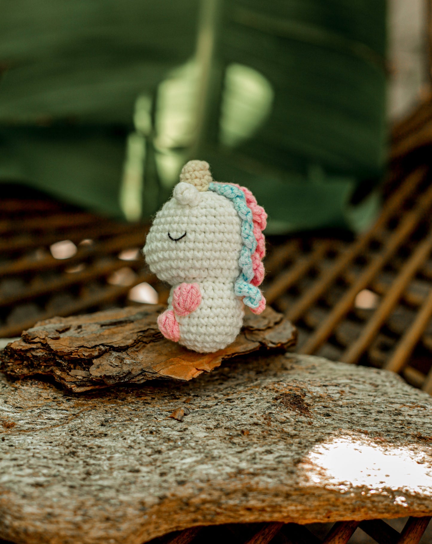 Unicorn Crochet  Keychain Miniature amigurumi figurine for office desk decor, fidget sensory toy, unique gift for car dashboard . kawaii pocket  hug