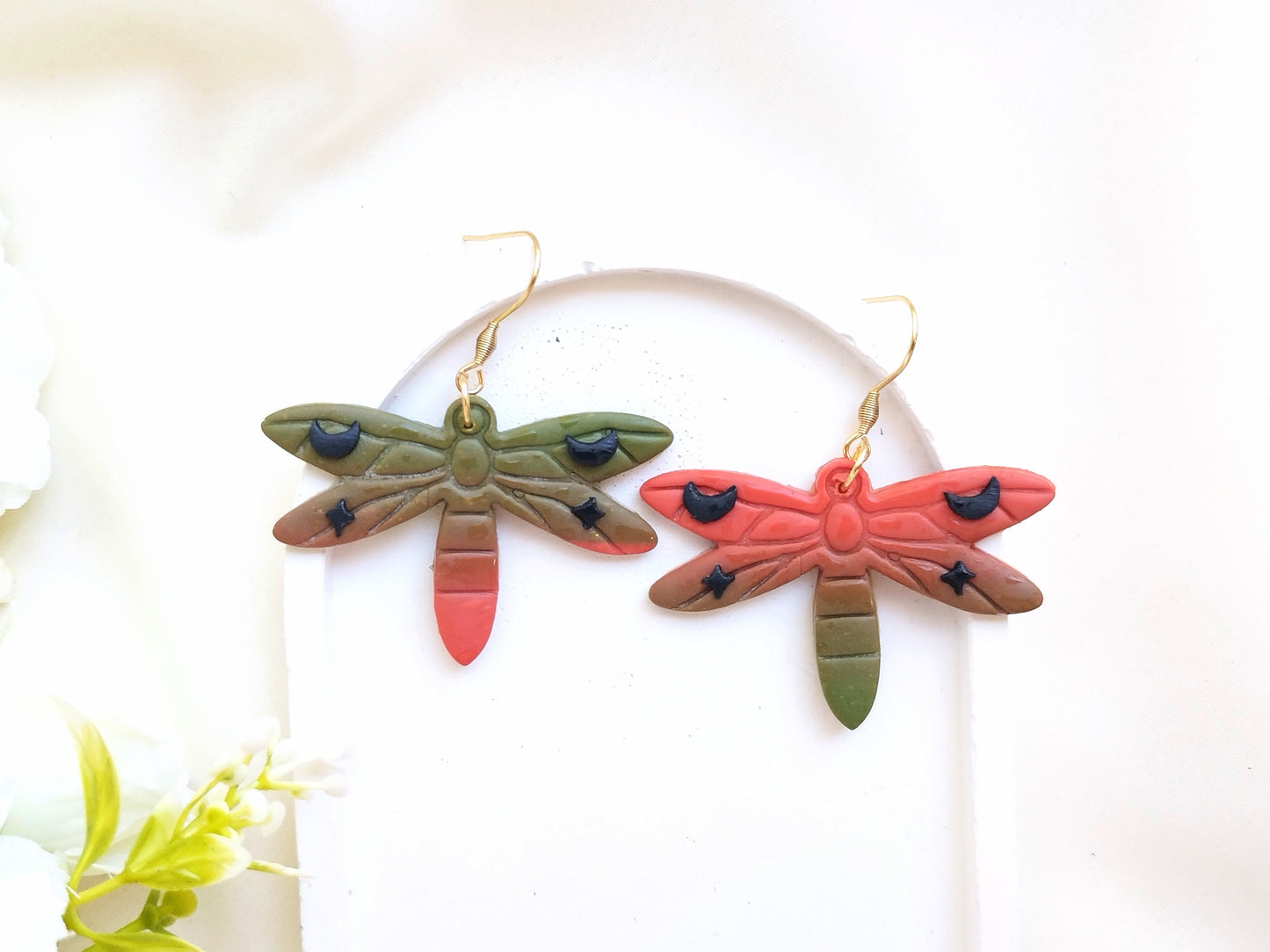 Dragonfly polymer clay earrings cute minimalist nature girls earrings, birthday gift for best friend, Christmas gift or stocking stuffer for her