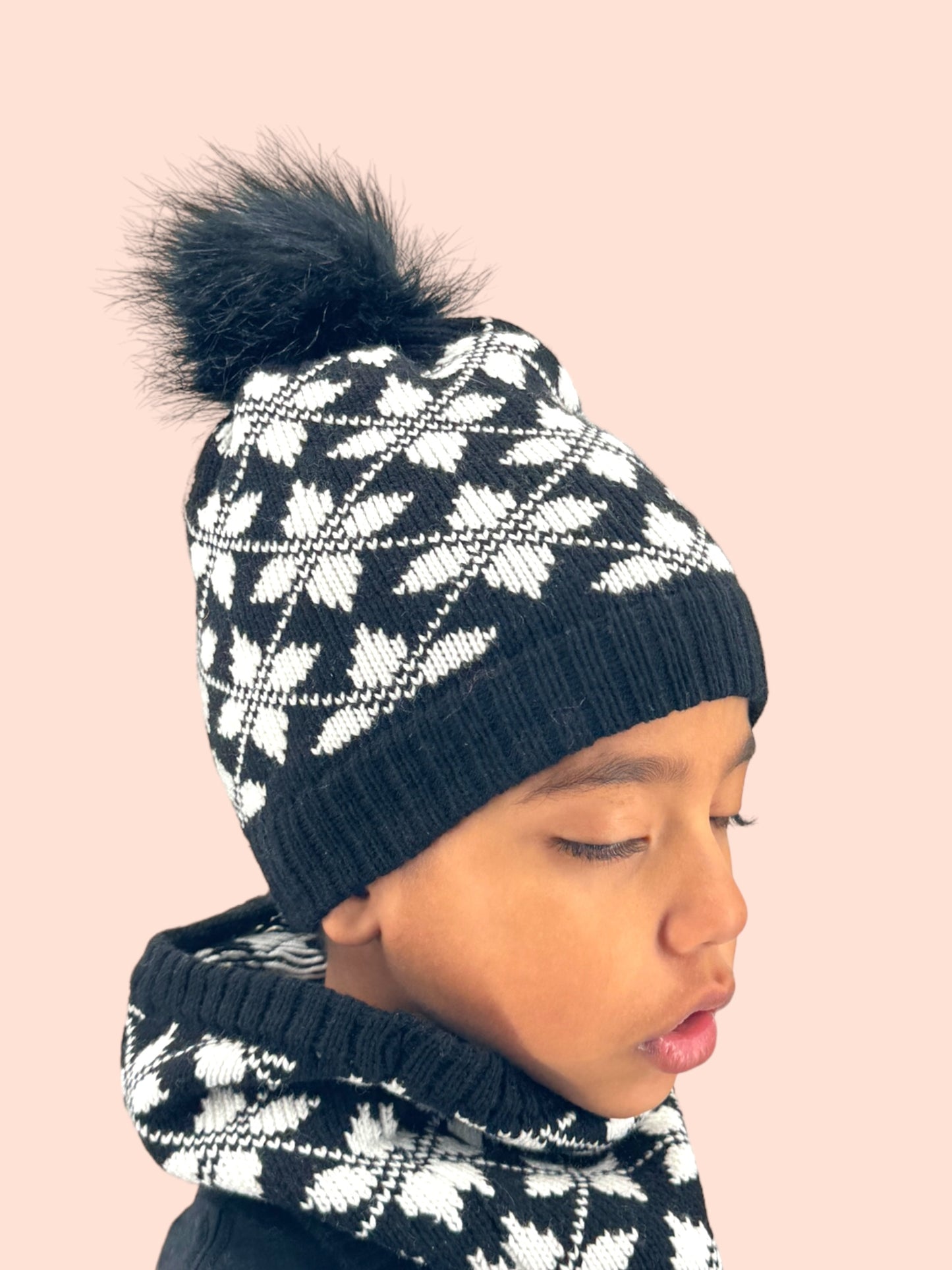 Kids knit hat and cowel set