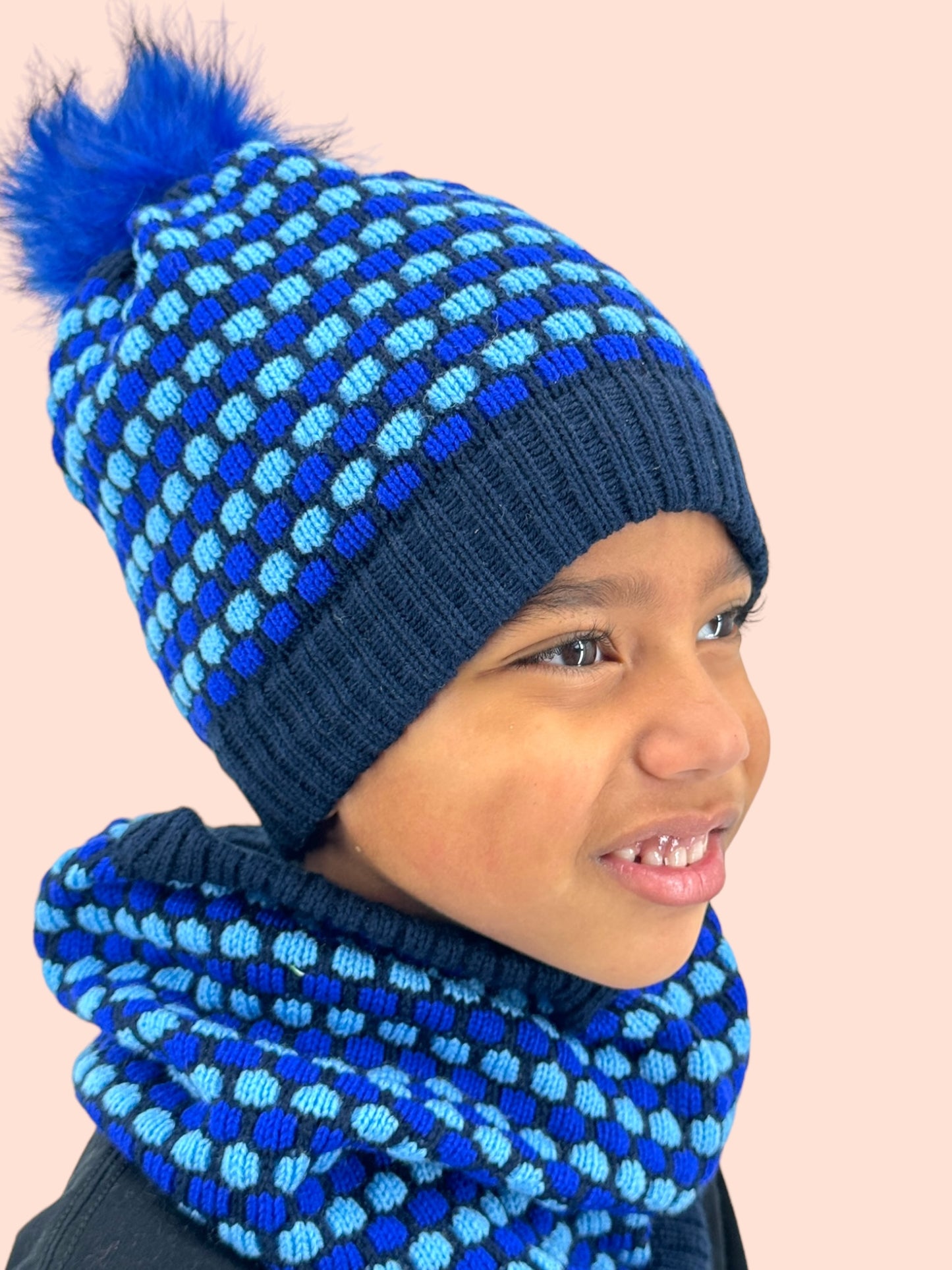 Kids knit hat and cowel set