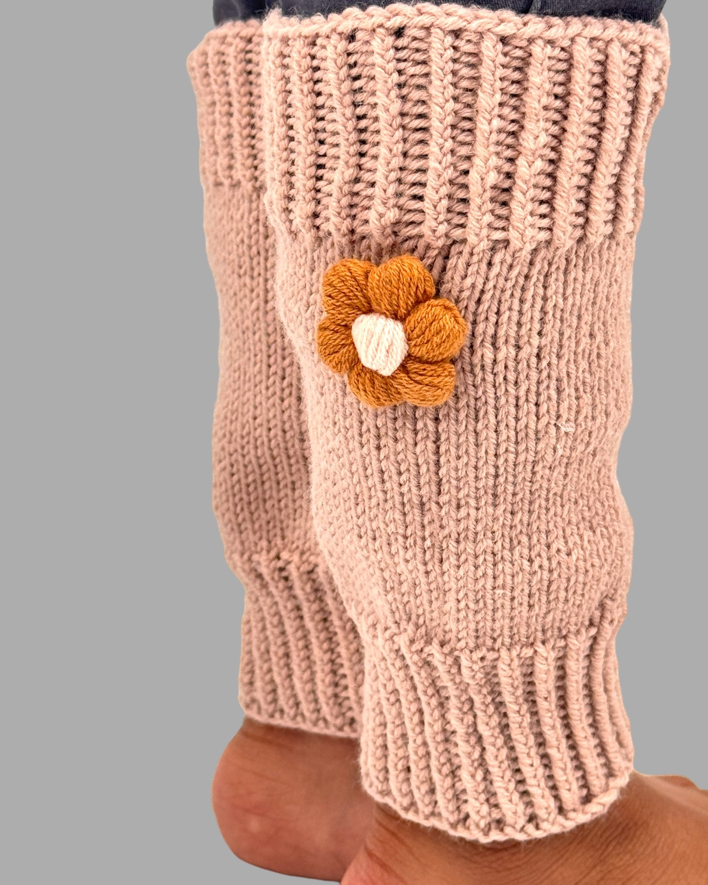 Cute Crochet Daisy Flower Leg Warmers - Birthday Gift for Girls: Granddaughter, Daughter, Niece. Perfect for Stocking Stuffers, Baby Showers